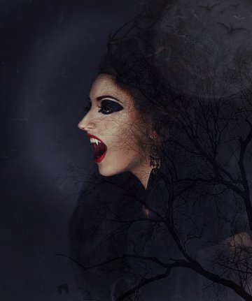 A picture of a vampire woman, not necessarily representative of vampires in Middle-earth.
