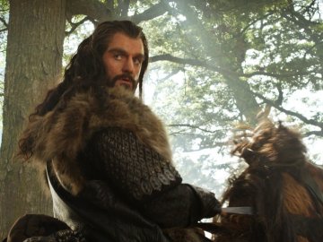 A picture of Richard Armitage as Thorin Oakenshield, leaving the Shire.
